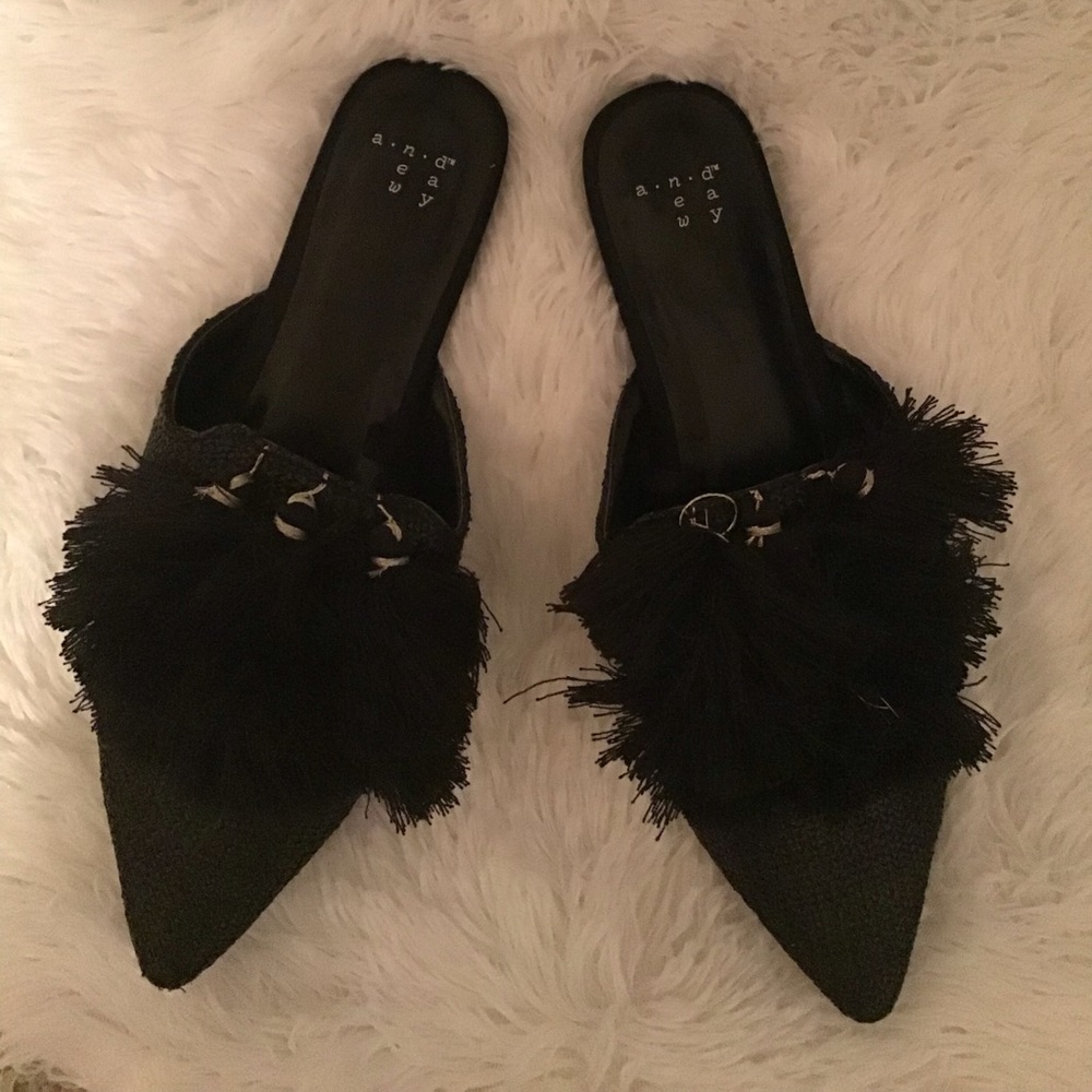Black Mules 🥂